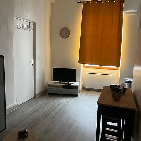 Chablis : Studio En Plein Centre Ville Екстер'єр фото